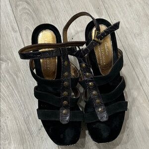 Donald J. Pliner COUTURE Black Strappy wedge Heels. Made in Italy 🇮🇹. VINTAGE